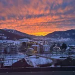 Cinthias Sonnseiten Panoramalage über Altenmarkt, Nähe Therme Und Skigebiet Altenmarkt im Pongau